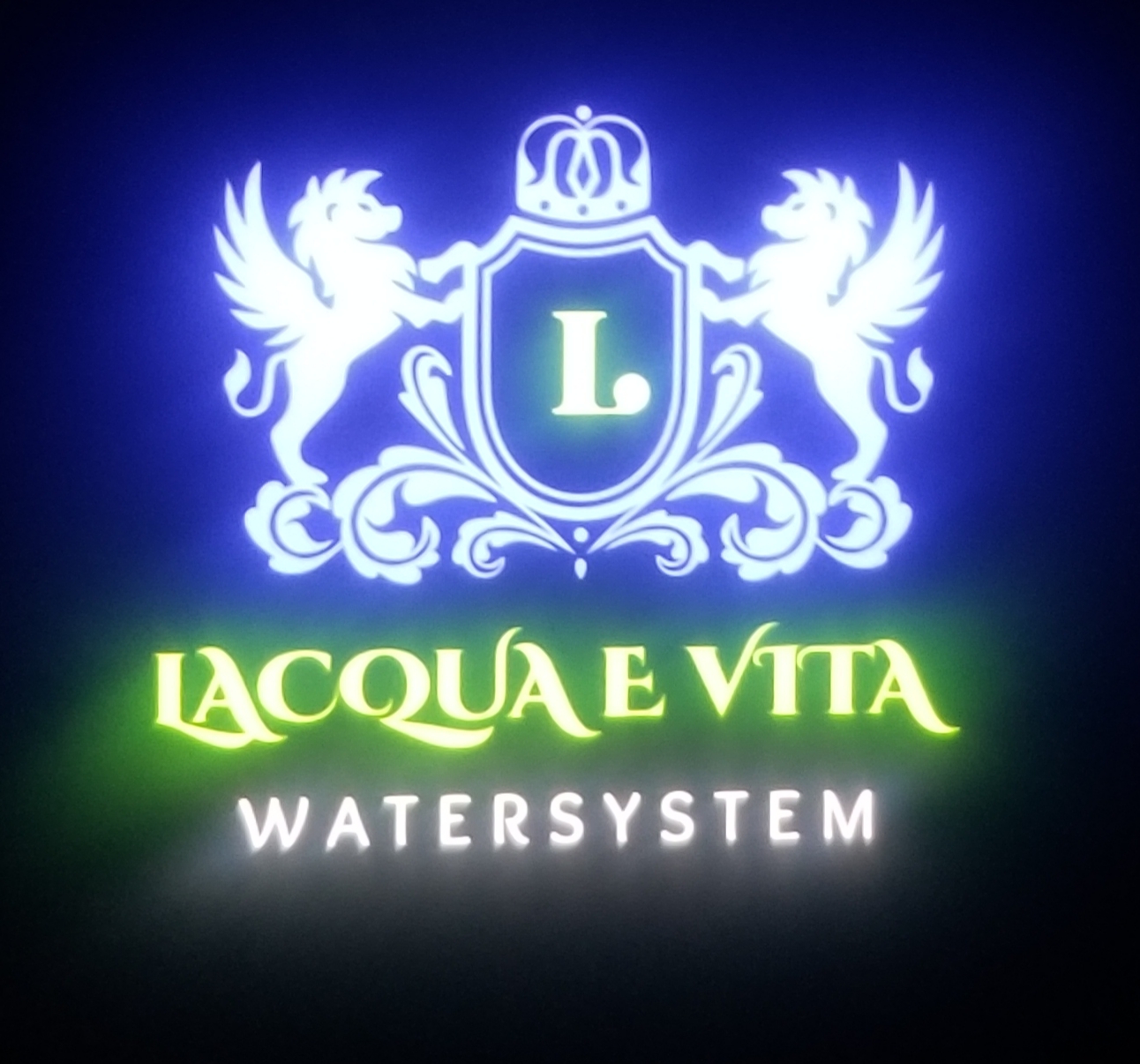 Www.lacquaevita.com